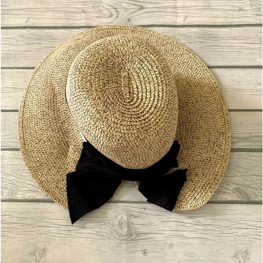 Sigi hat with bow-one size